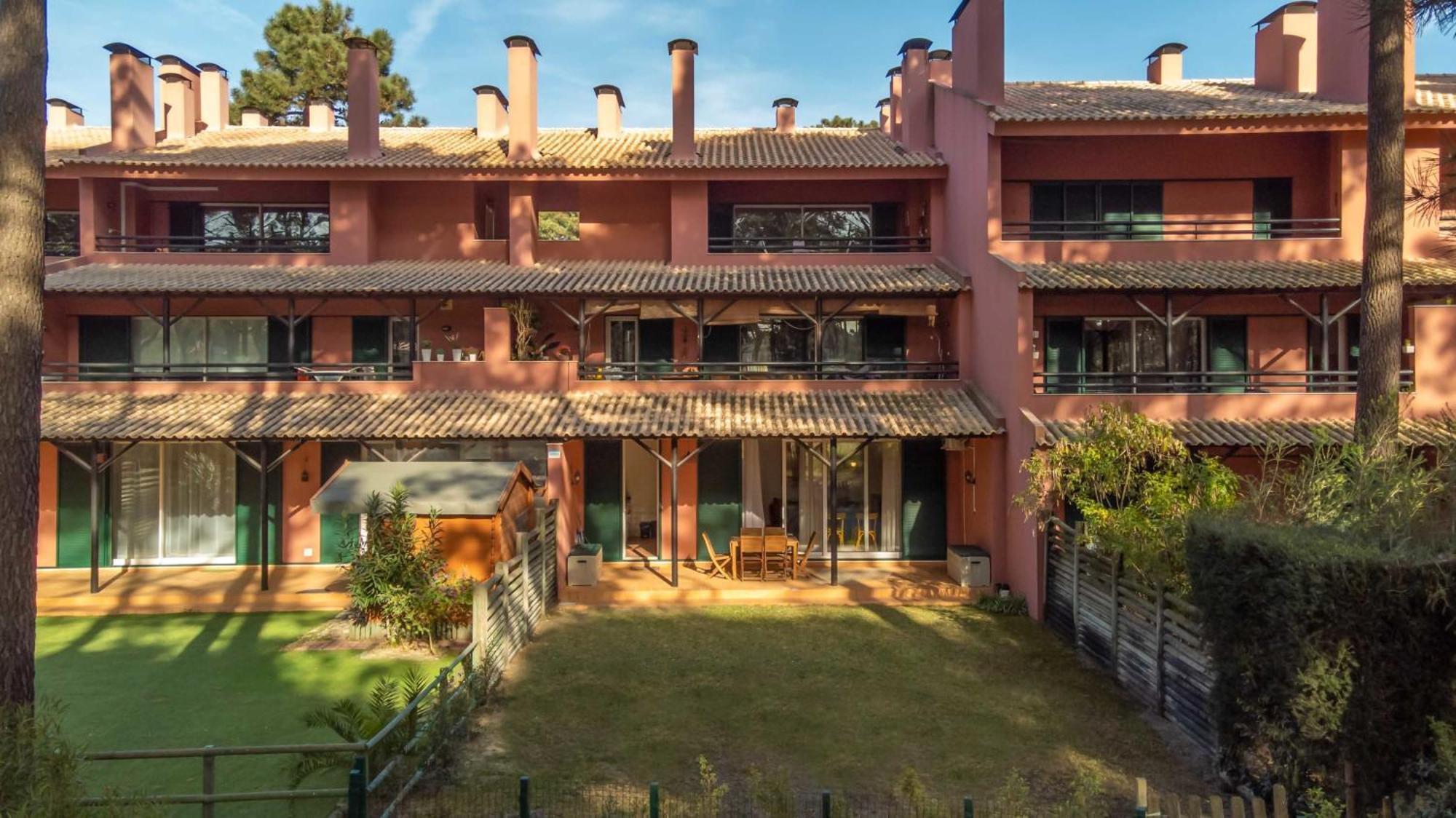 Sun & Sea Golf House Apartment Aroeira  Exterior photo